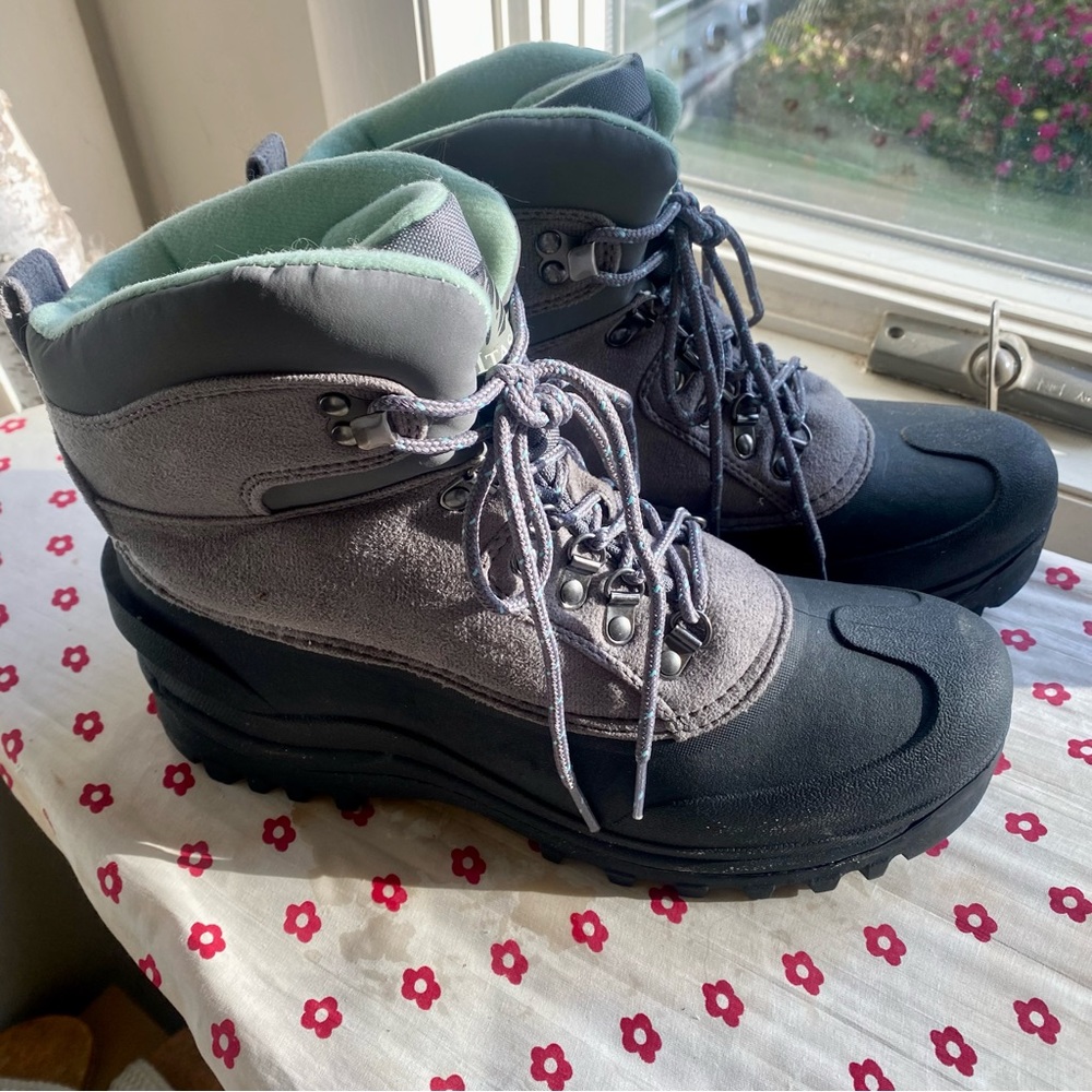 Itasca Snow Boots Womens Size 11